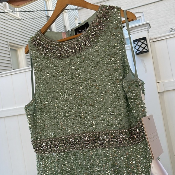 Mac Duggal - Mint Green Sequined Sleeveless Embellished Neckline Gown Size 14 - Picture 8 of 17